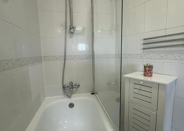 דירה T1 Moderno Na Da Rocha Com Piscina פורטימאו